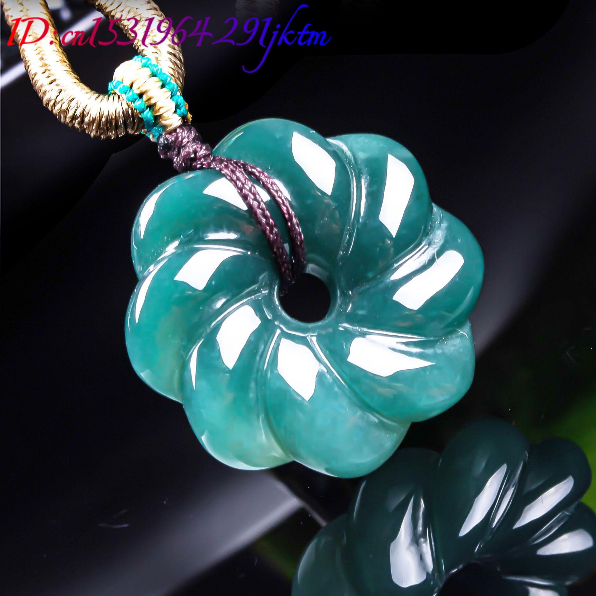 Collar con Colgante de Flor de - Woman Accessory reseña y precio