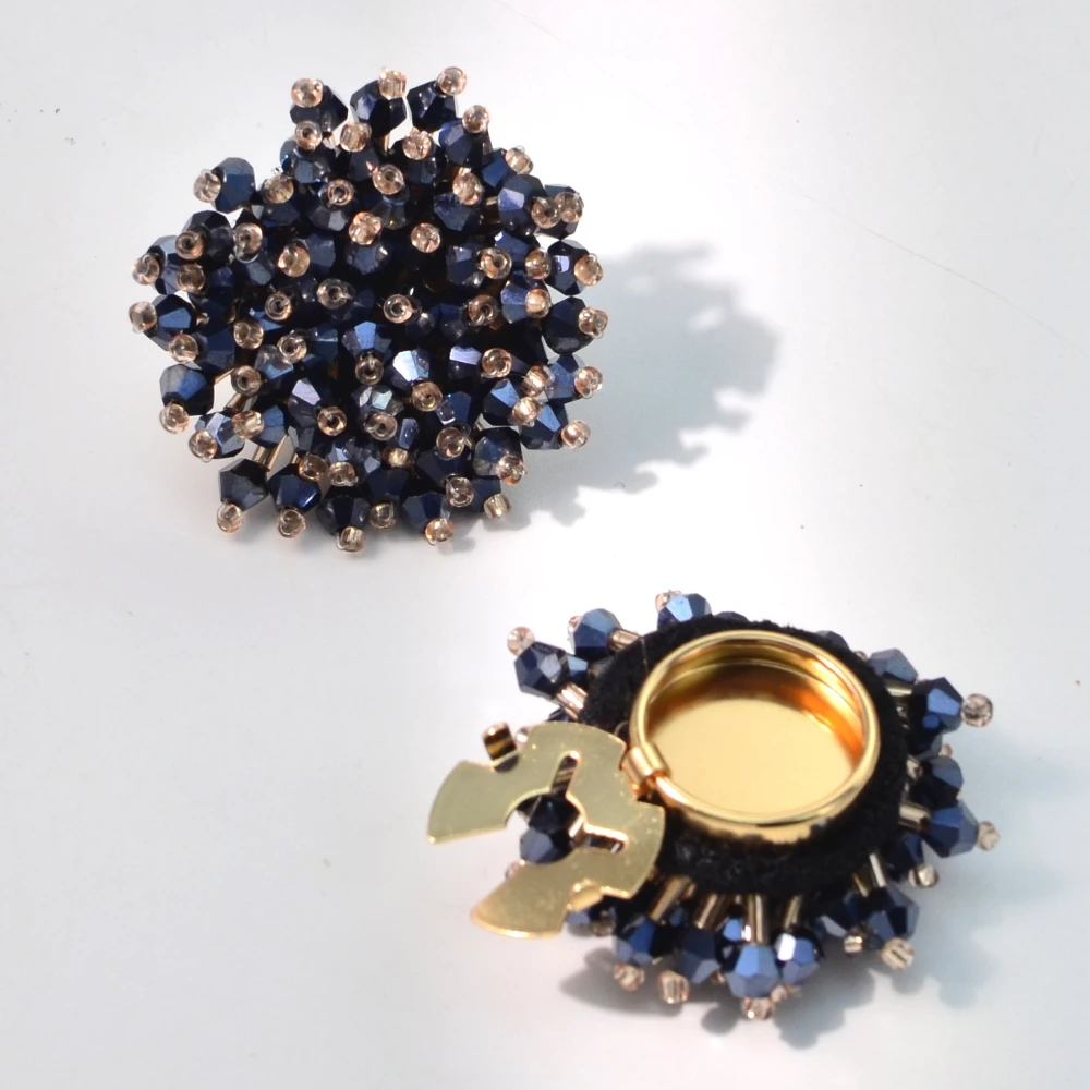 Cubiertas de botones elegantes - Women Accessories Jewelry reseña y precio